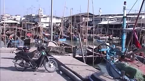 2003 Exploring, L Bahn, family, Chonburi, Aranyapratet