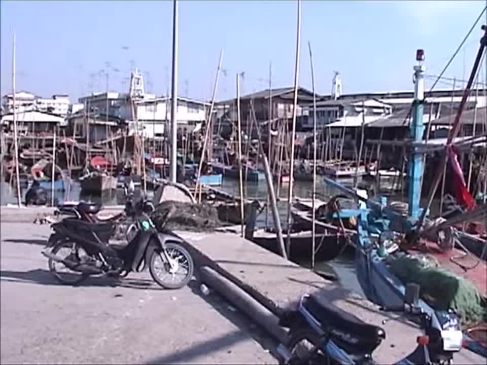 2003 Exploring, L Bahn, family, Chonburi, Aranyapratet