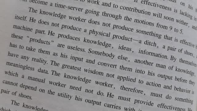 Read books and learn management knowledge in leisure time
