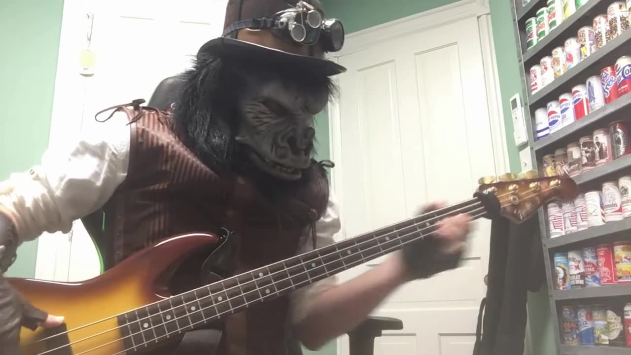 Underground (bass lead sample) Tom Waits cover