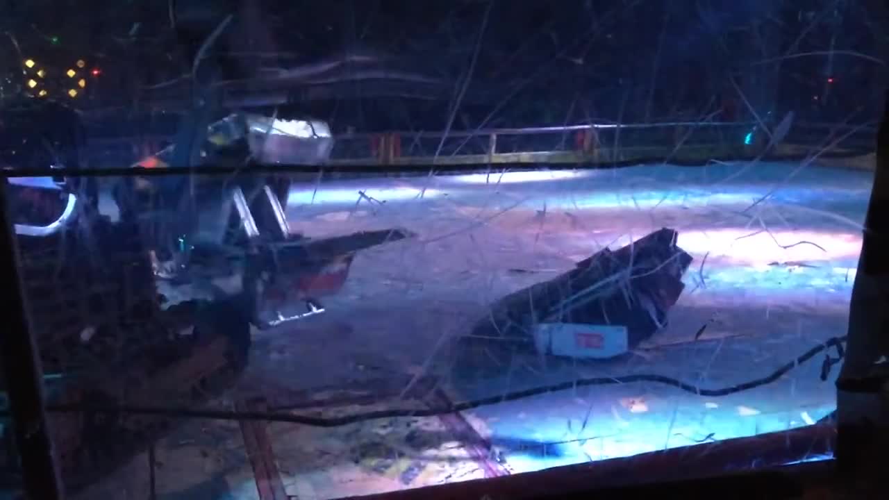 Robot Wars Colchester 2016: TR2 Vs Behemoth Vs Manta