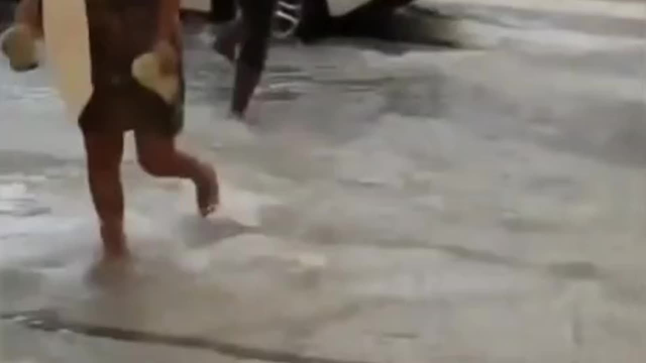 The woman is lucky, very funny video