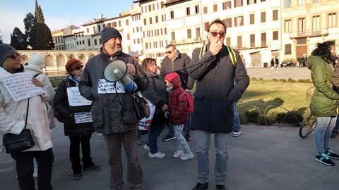 E la mascherina? No grazie, mi basta il cervello..