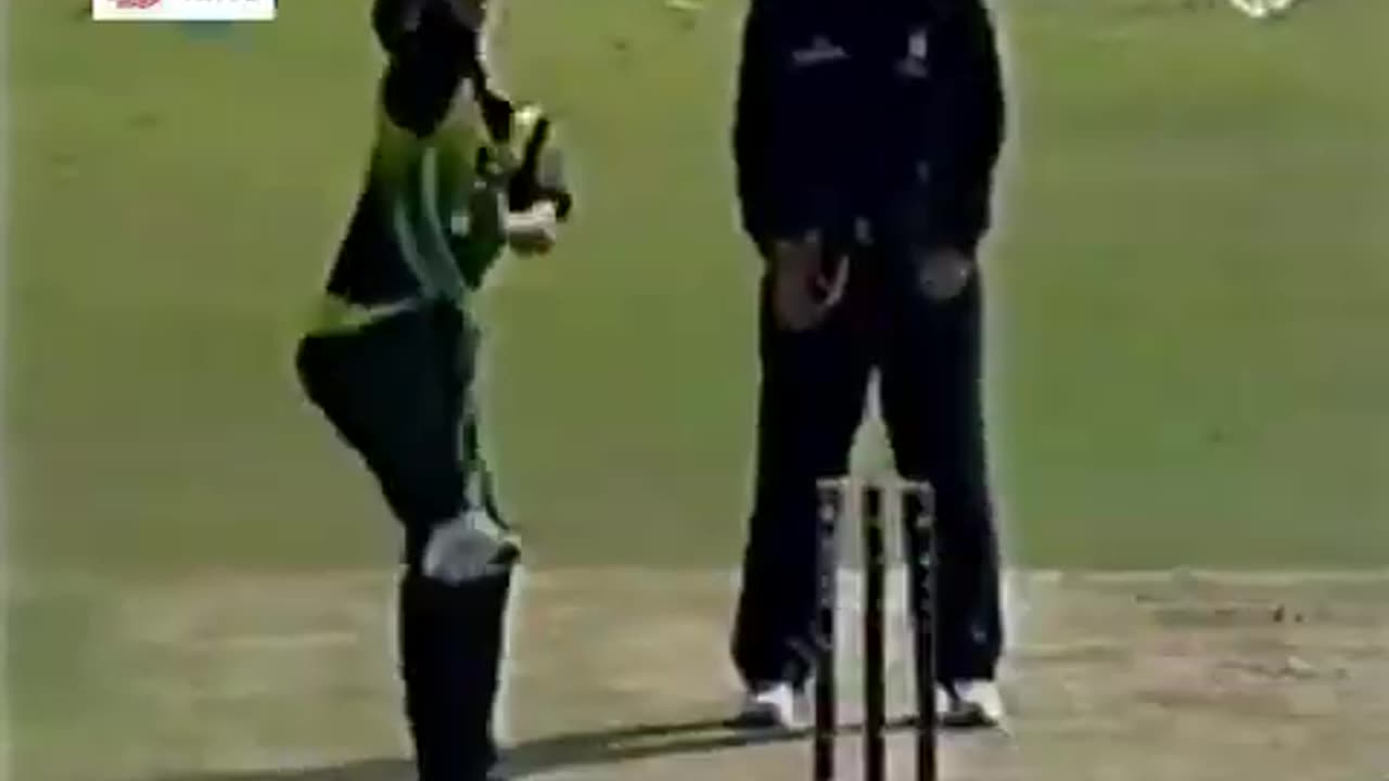 Babar Azam's Iconic Catch as a Ball Picker Boy - South Africa's 2007 Tour of Pakistan