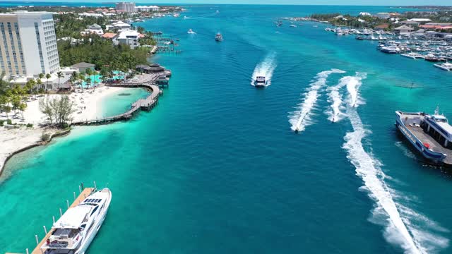 Motor Boat Boats Splash Racing Sea Caribbean Race 4K