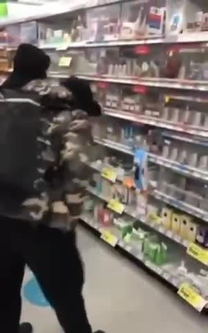 MEANWHILE, HAPPENING NOW IN SAN FRANCISCO, CALIFORNIA- LOOTERS CONTINUE TO HAVE FREE REIN