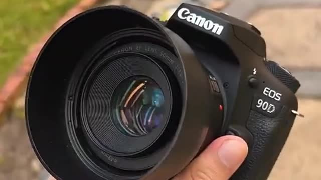 Canon dslr Camera Vs Samsung S22 Ultra.