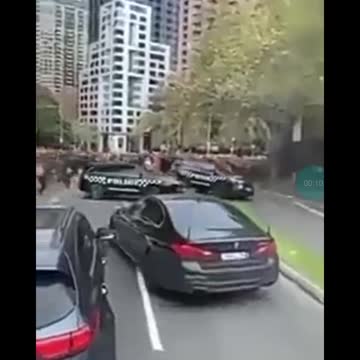 AUSTRALIA DICE NO ALLA DITRATURA