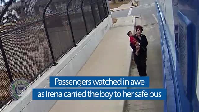 Bus driver rescues baby wandering on overpass