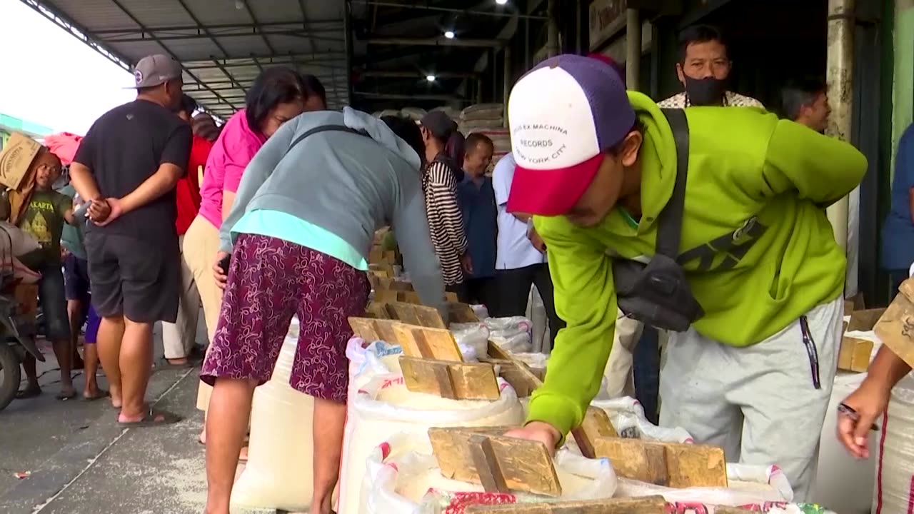 Would you eat this lab-grown 'beef rice'?