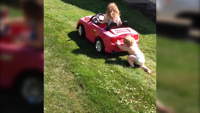 Super Strong Baby Can Push a Car