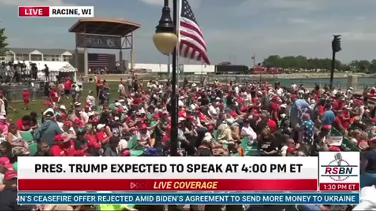 Trump rallies in Racine, Wisconsin