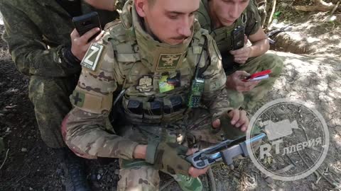 Russian Artillery destroys the AFU to the west of the village of Peski.