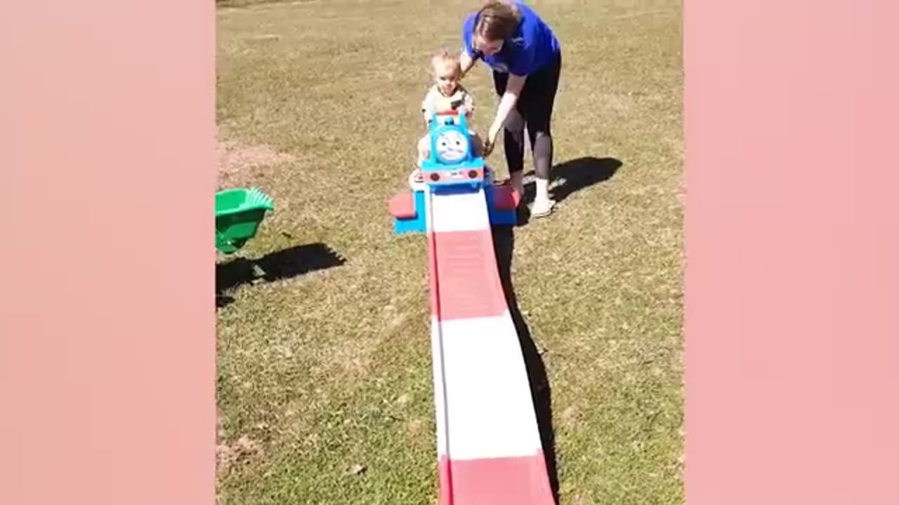 Funny Babies Playing Slide Fails - Cute Baby Videos