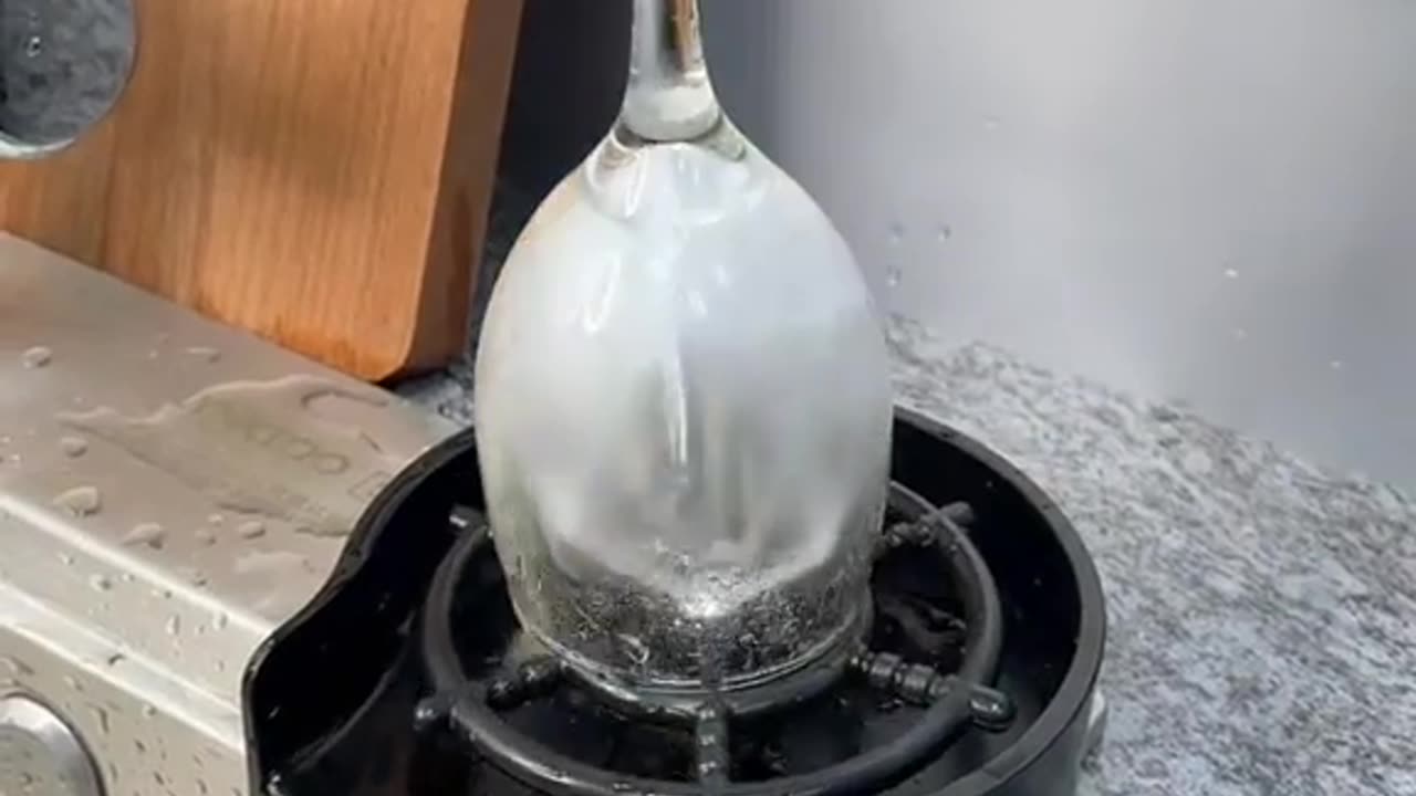 Lifehack Would you like such a gadget?