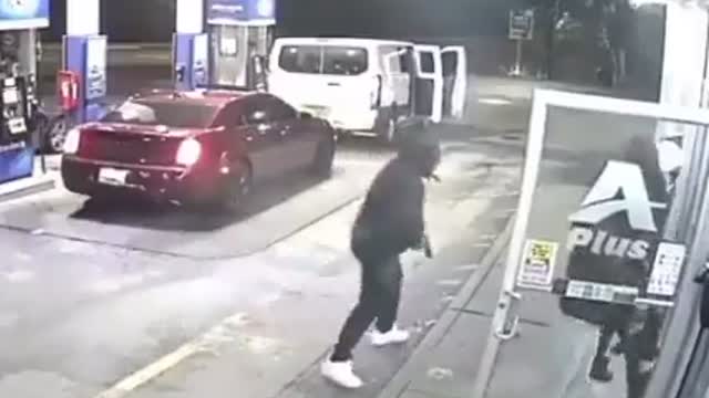 ΣΤΟ ΜΕΤΑΞΥ ΣΤΗΝ ΦΙΛΑΔΕΛΦΕΙΑ