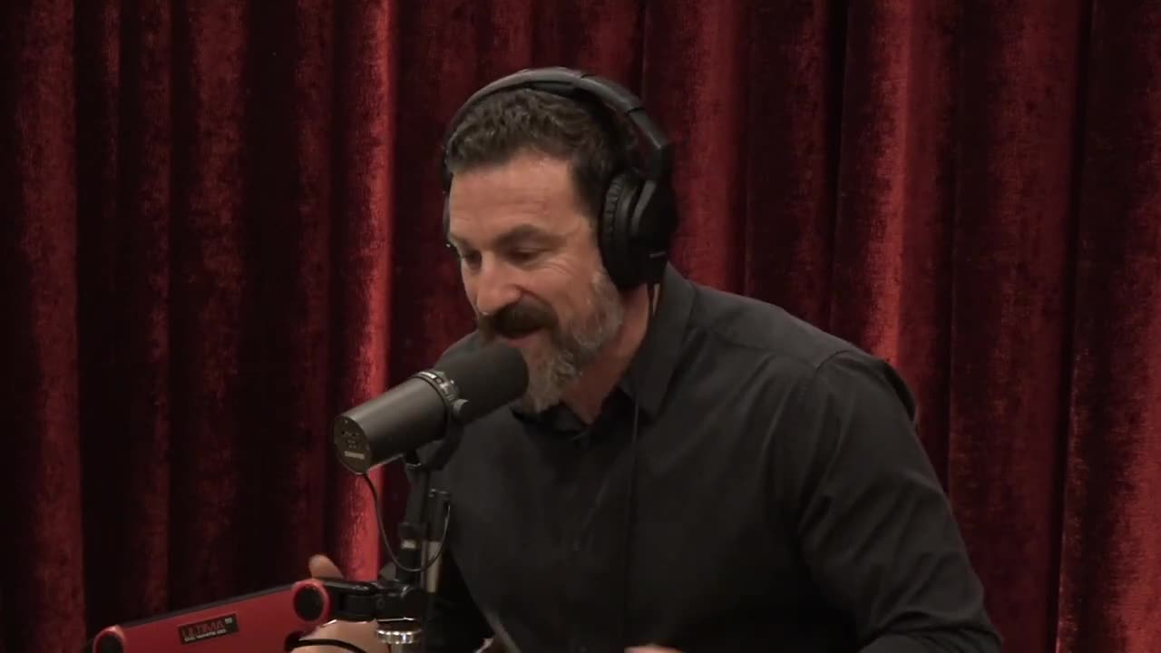 Joe Rogan Experience Highlight: Joe and Andrew Huberman on Being Taken Out of Context