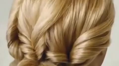 The impressive hair style easy for making in rush for weadding