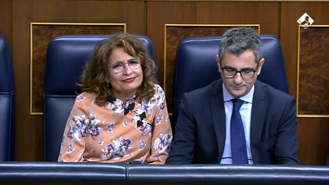 2.- La vicepresidente del Gobierno pierde las formas y se burla sexualmente de la oposición