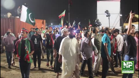 معذور خاتون نے جلسے میں عمران خان کی تعریفوں کے پُل باندھ دیے