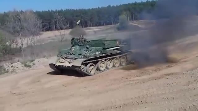 🔥Tank VS Car!!🔥