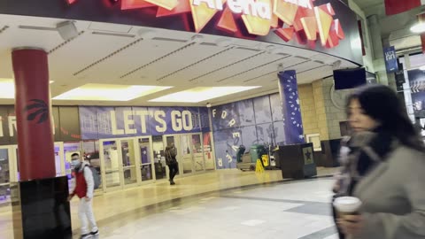 Riding GO Train in Toronto GTA to Downtown