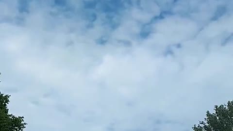 Himmel in Berlin am 17. Mai 2022 etwa 16 Uhr