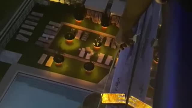 Creative Way to Catch Phone From Balcony Edge