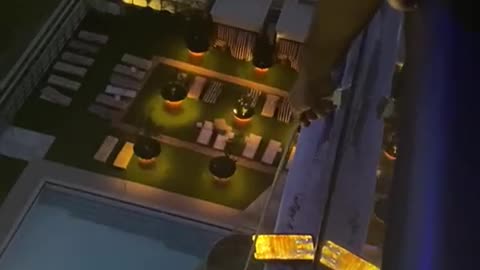 Creative Way to Catch Phone From Balcony Edge