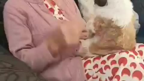 This 90-year-old grandma, and her dog are the cutest thing you'll see today.🐶❤