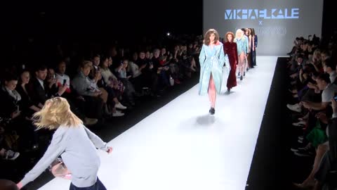 Fails in fashion show