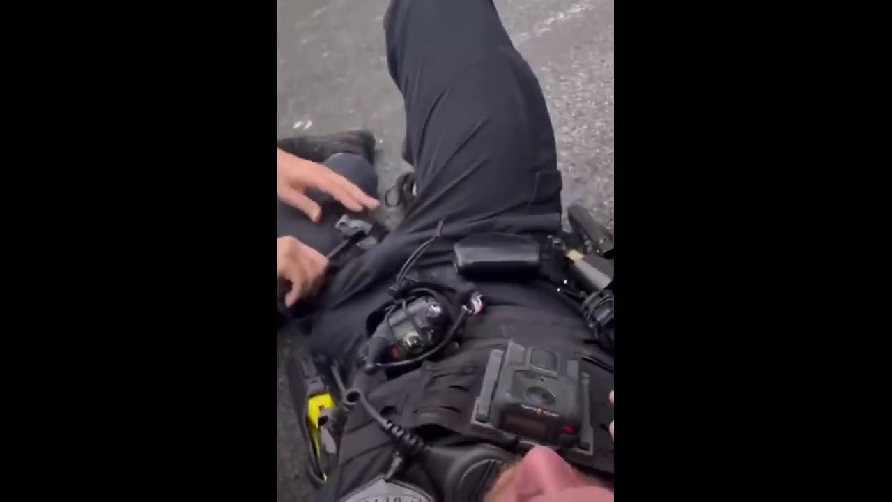 Looked Like A Movie Scene Houston Ex-Con Helps Out Police Officer
