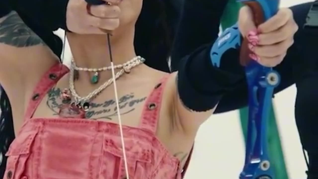 Did you k ow Bella Poarch is Good In Archery?