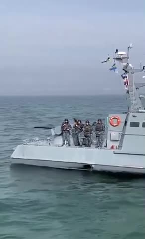 TỔNG THỐNG UKRAINE ZELENSKY THỊ SÁT BIỂN AZO, YÊU CẦU HẢI QUÂN TĂNG CƯỜNG TUẦN TRA !