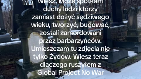 043 No War. Spacer po cmentarzu żydowskim w Warszawie. Sławomir Sikora