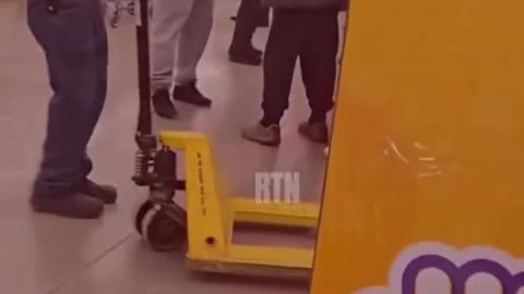 Brampton Man challenges a woman to step outside and fight him at WalMart