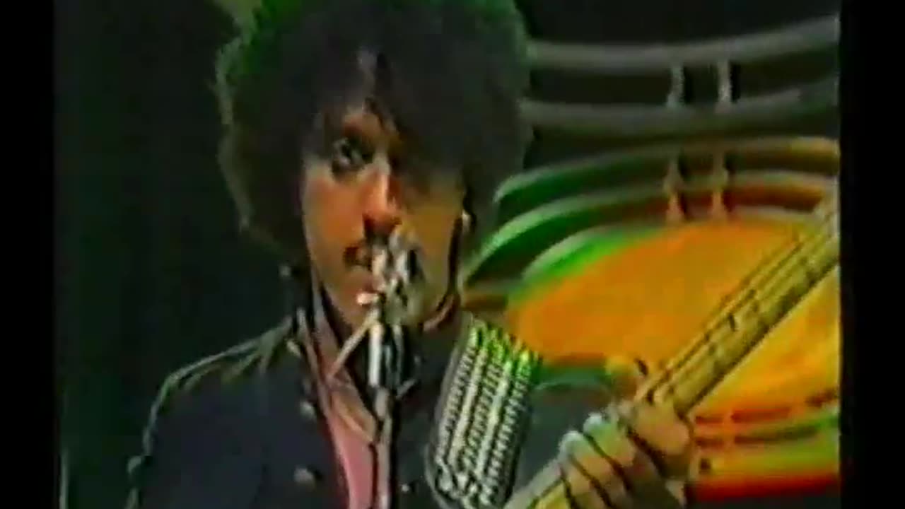 Thin Lizzy - Chinatown