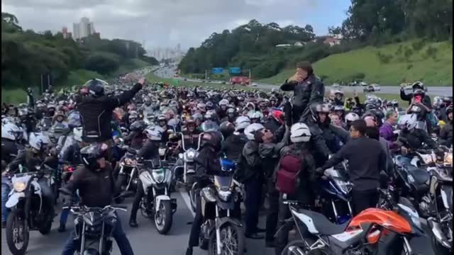 BRAZIL – Bolsonaro, Brazilian president gathers thousands of motorcycles on motorcycle in São Paulo