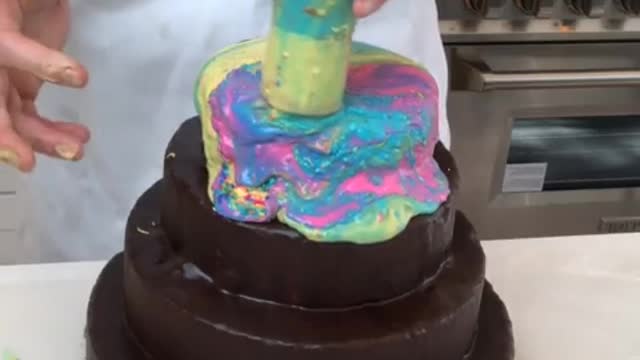 The way the icing dumps down the cake