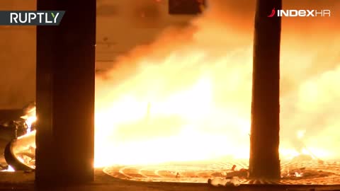 Razbijanje i nemiri u Francuskoj nakon pobjede na Svjetskom prvenstvu