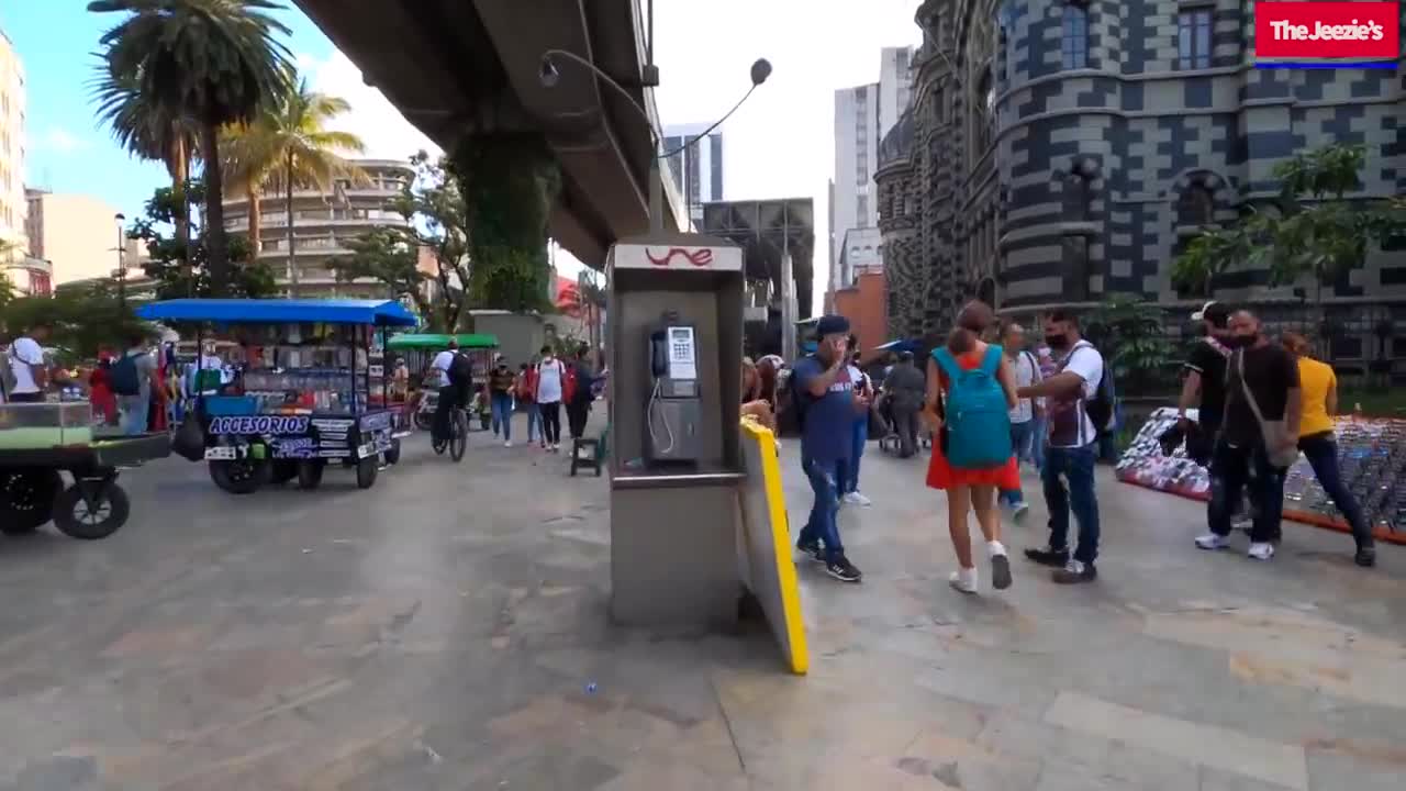 MEDELLIN, COLOMBIA DAYTIME WALKING