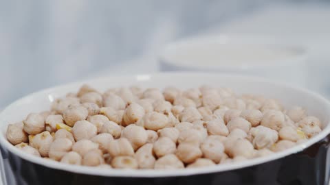 a-bowl-of-chick-peas