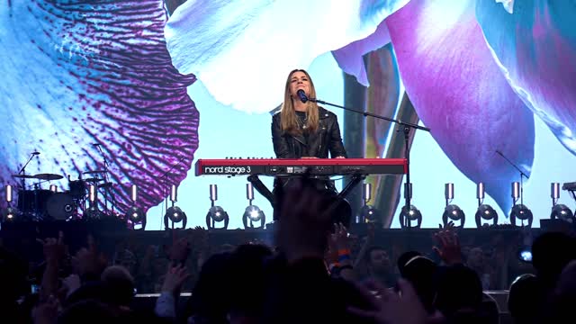 King Of Kings (Live at Passion 2020) - Hillsong Worship