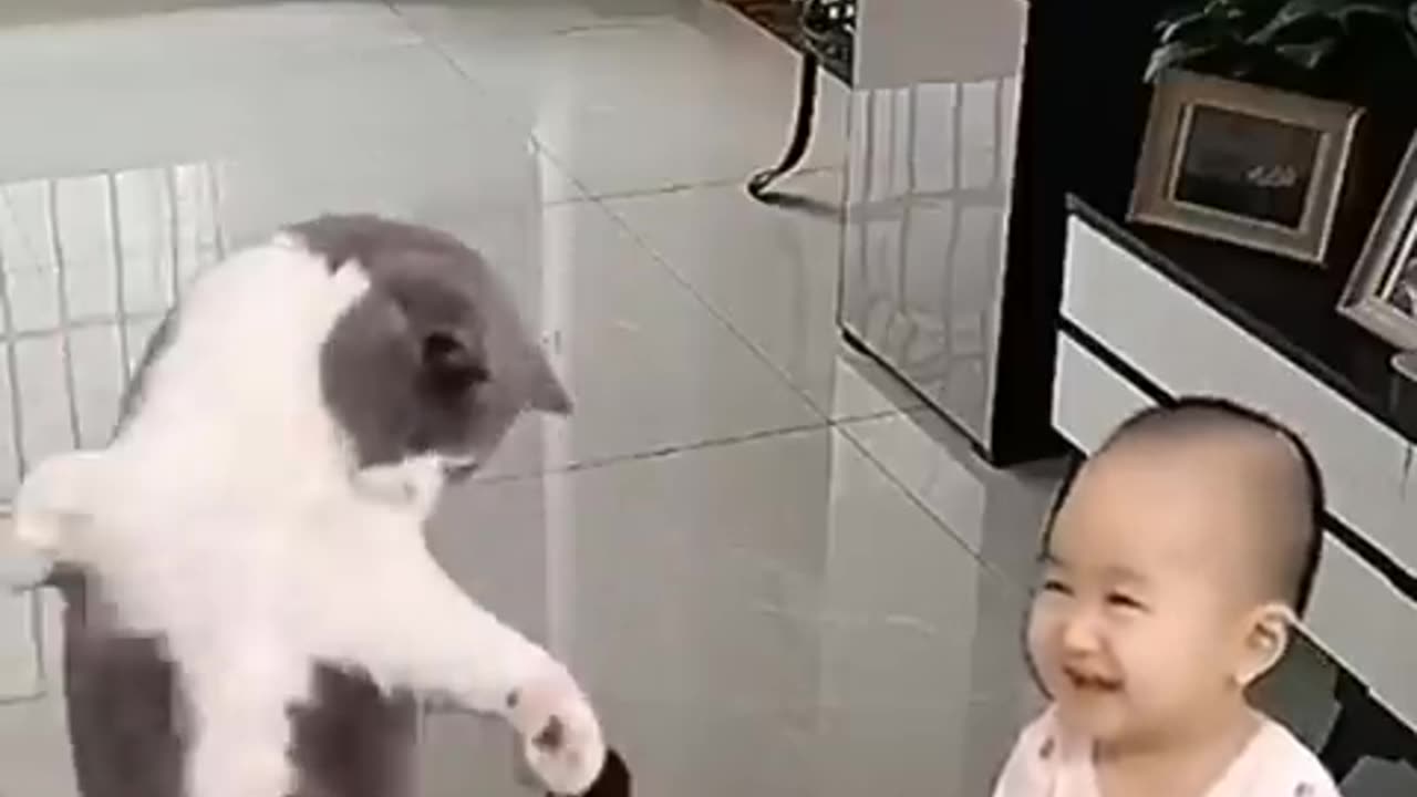 Si ade sampe ngakak liatnya