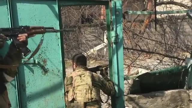 Mariupol - combat