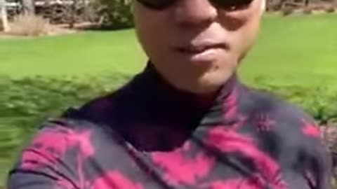 20210407文贵先生GETTR²：上次穿这件衣服的时候，我们新中国联邦还没有诞生，爆料革命的所处的环境和形势和今天大不相同，我们如何从这些变化和过去的时光里．得到和学到我们的经验…