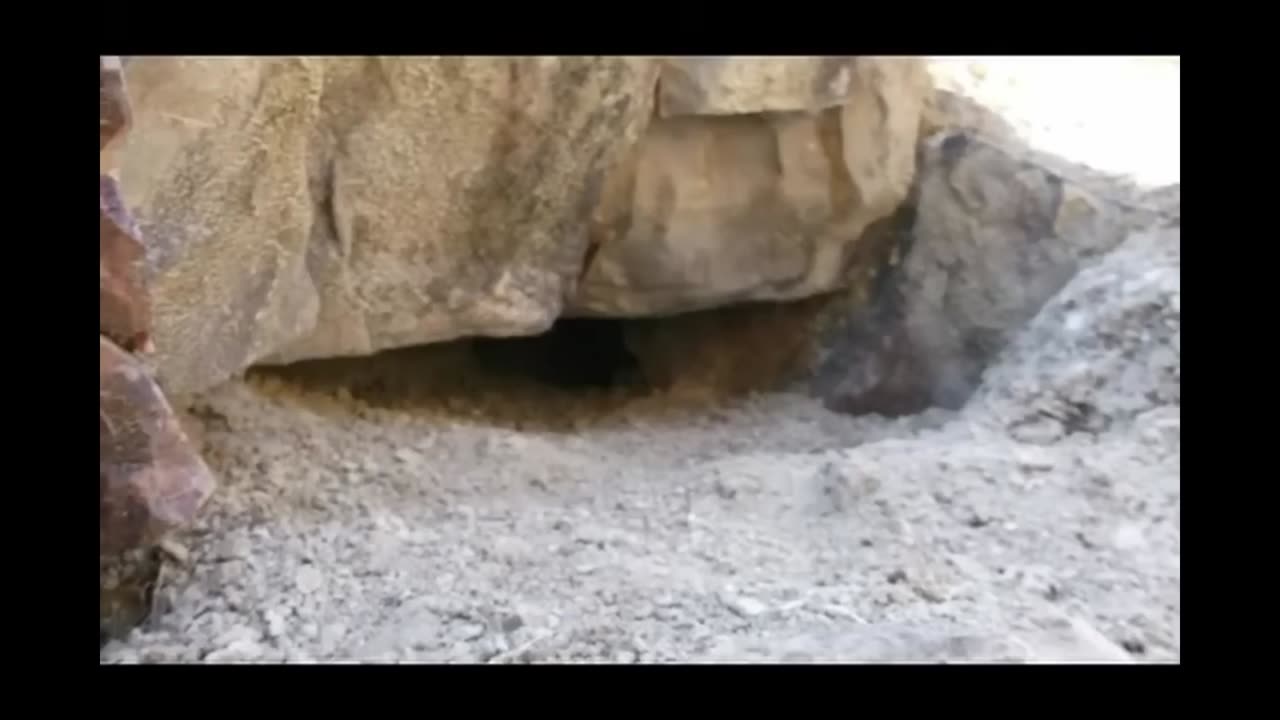 Alien Bodies - Remaining footage from Nazca caves where Alien mummies were found