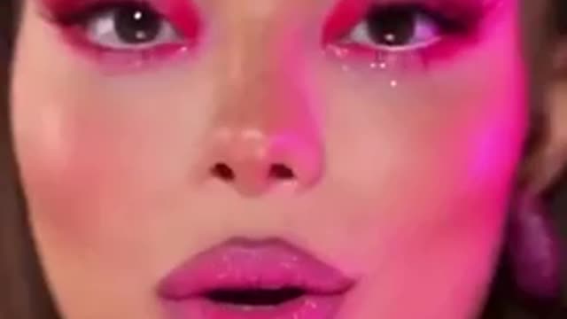 neon viral video of makeup 😍💓