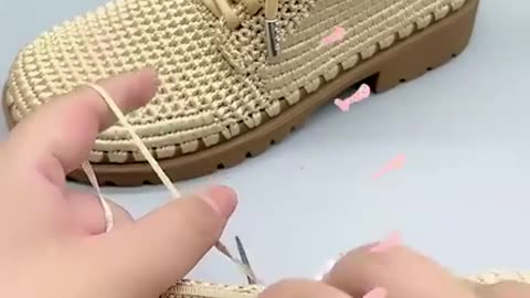 Shoe-knitting looks SO FUN