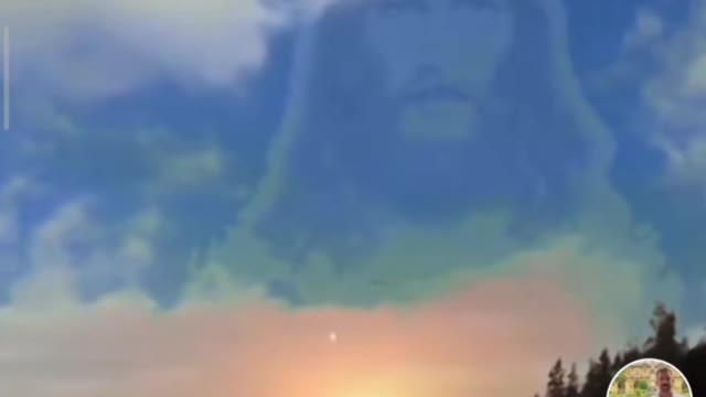 Jesus appears in the clouds amidst Russia- Ukraine war | what's the meaning of this?